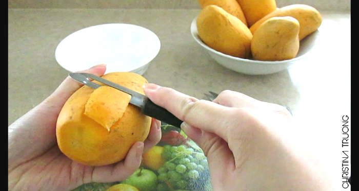 How To: Easy, Most Smartest Way To Peel a Mango Skin Without Waste